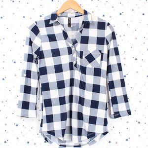 3/4 Sleeve Henley Knit Plaid Shirt Top Navy / Off White